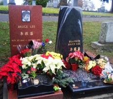 Bruce Lee's Grave 